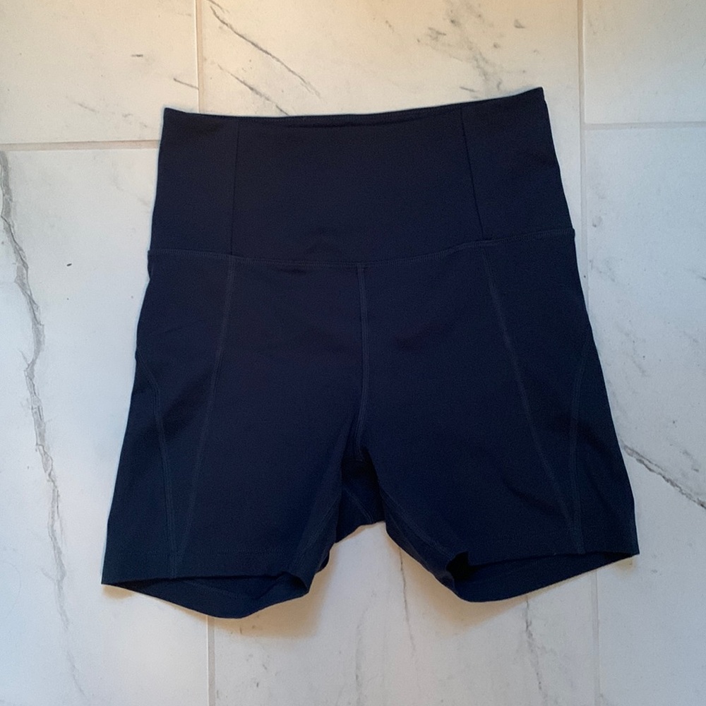 Girlfriend Collective Compressive running short size S